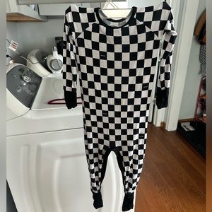 Little Sleepies Cool Checks crescent zippy 3T